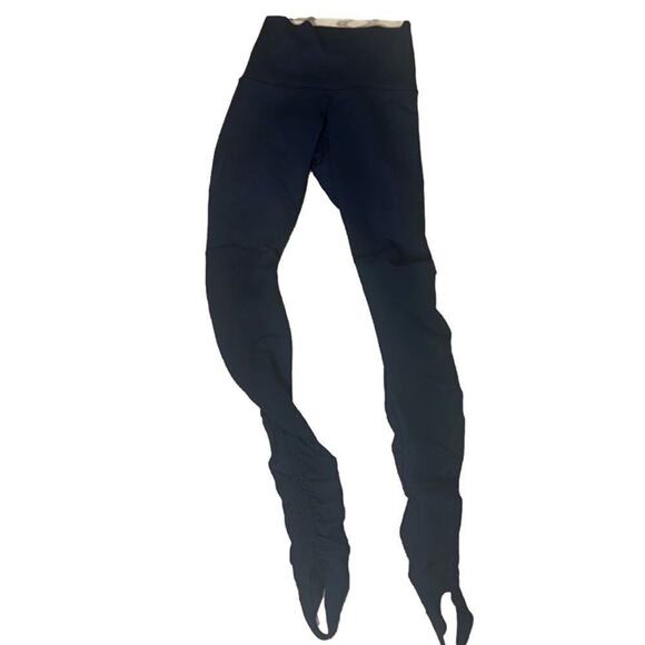LULULEMON ATHLETICA STIRRUP RUCHED SIDE BLACK LEGGINGS SIZE‎ 2 - Picture 3 of 10